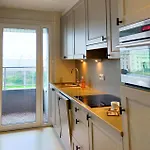 Beautiful In With House Sea View 公寓